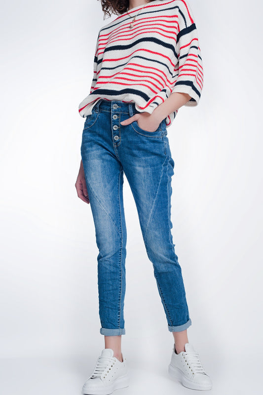 Q2 Jeans boyfriend lavado medio con botones