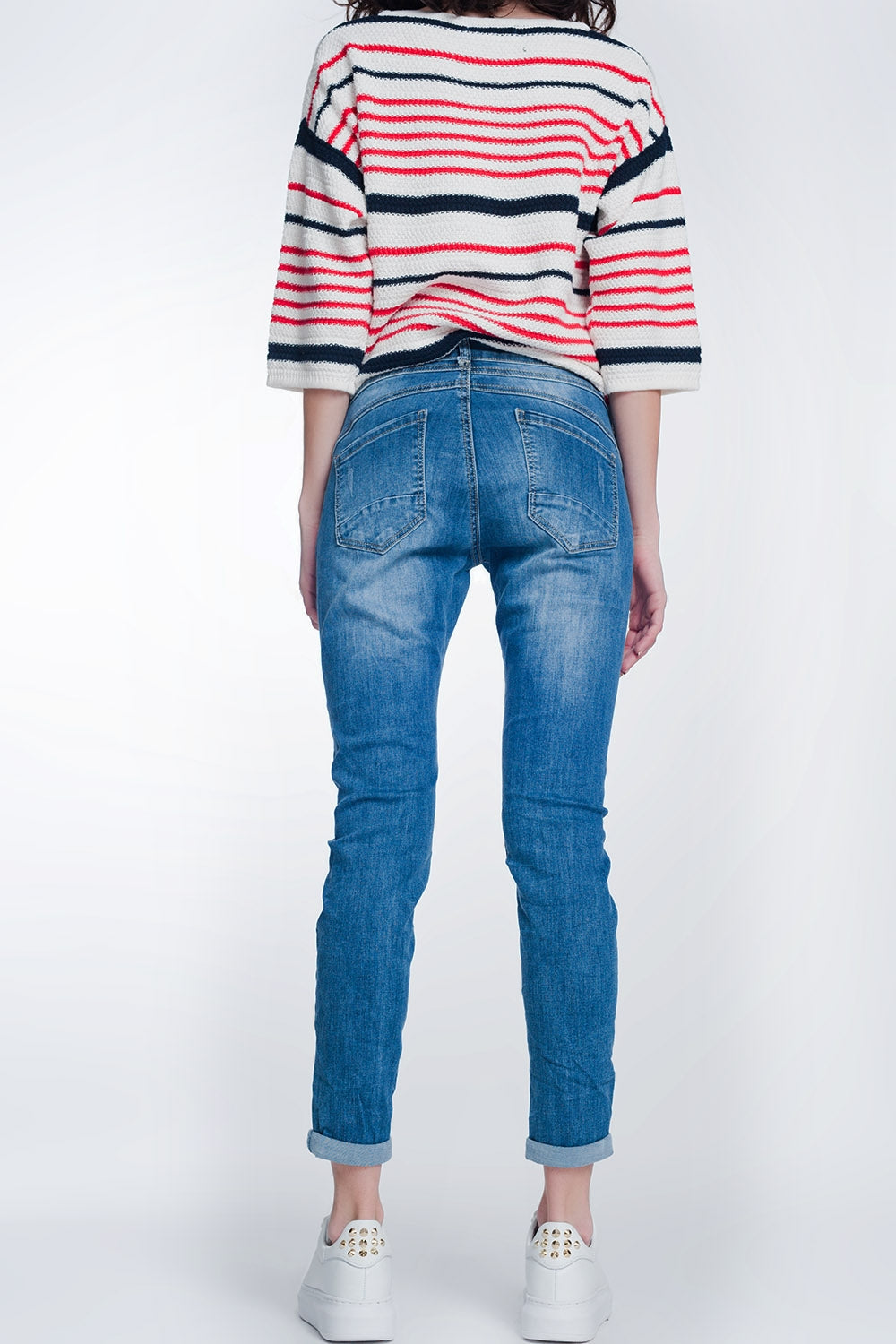 Jeans boyfriend lavado medio con botones Q2
