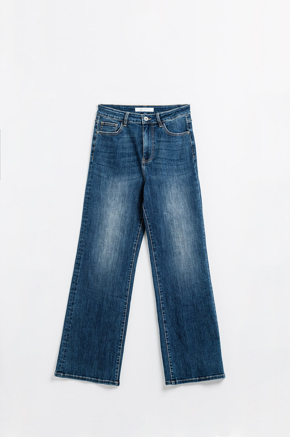 Q2 jeans de pierna recta de lavado medio