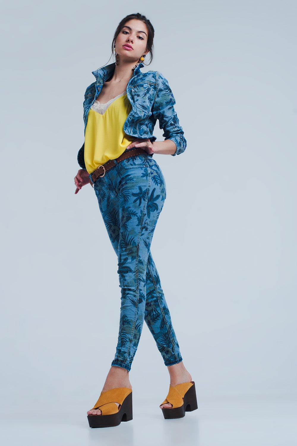 Jeans reversibles en medio azul Q2