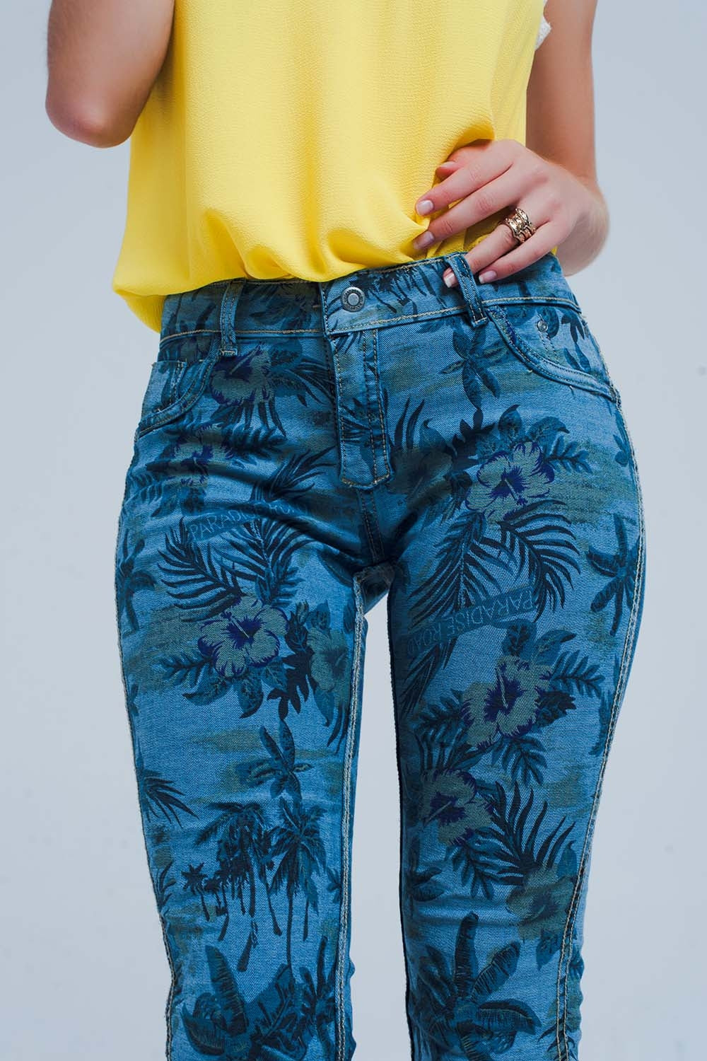 Jeans reversibles en medio azul Q2