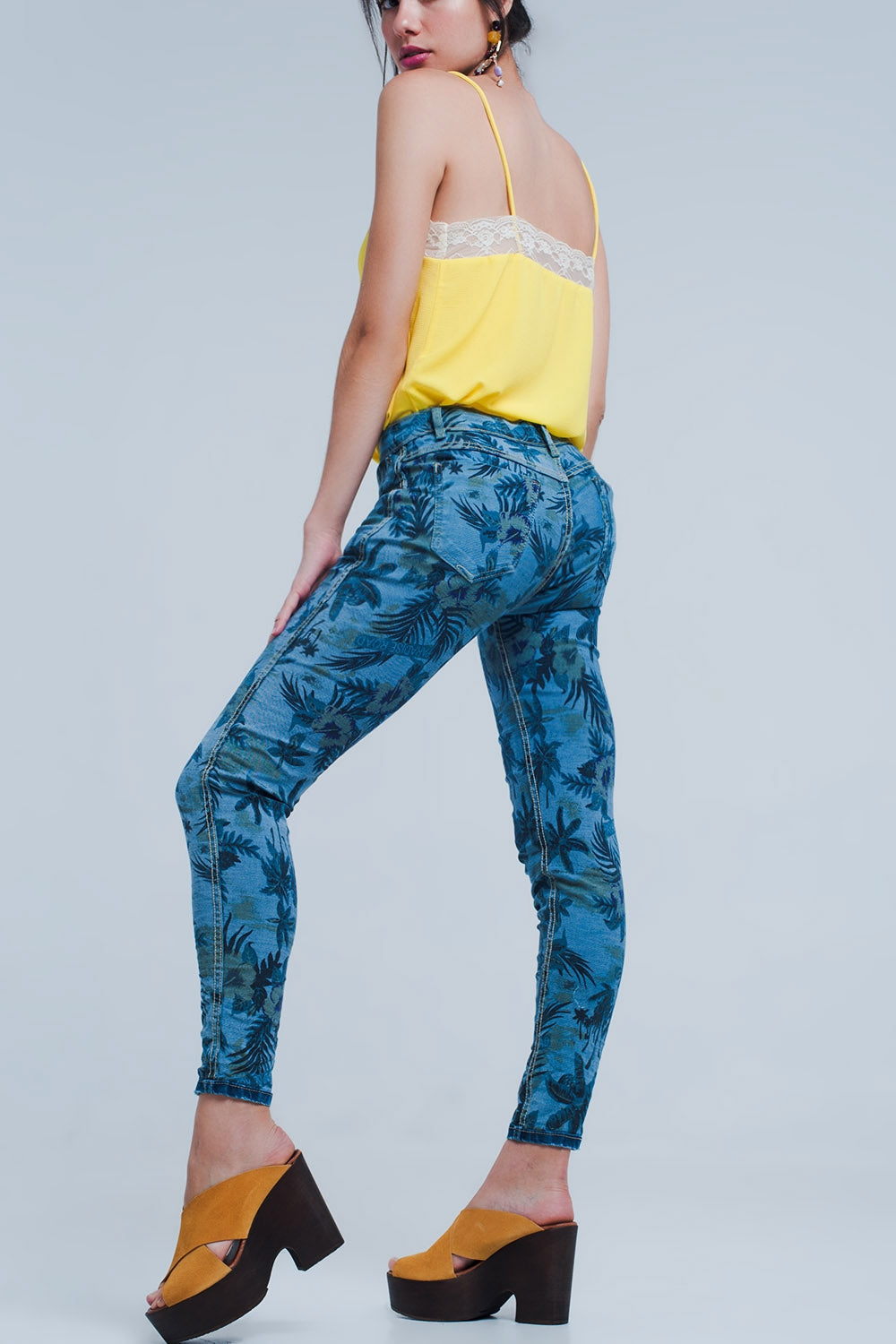Jeans reversibles en medio azul Q2