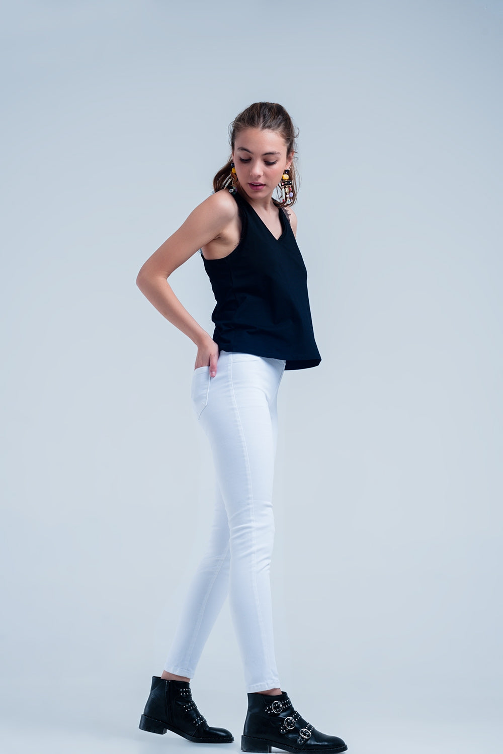 Jeggings blancos con bolsillos traseros Q2