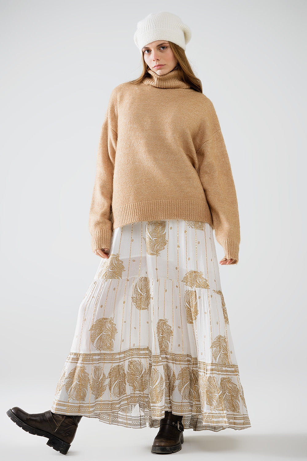 Jersey beige de cuello alto y mangas caídas Q2