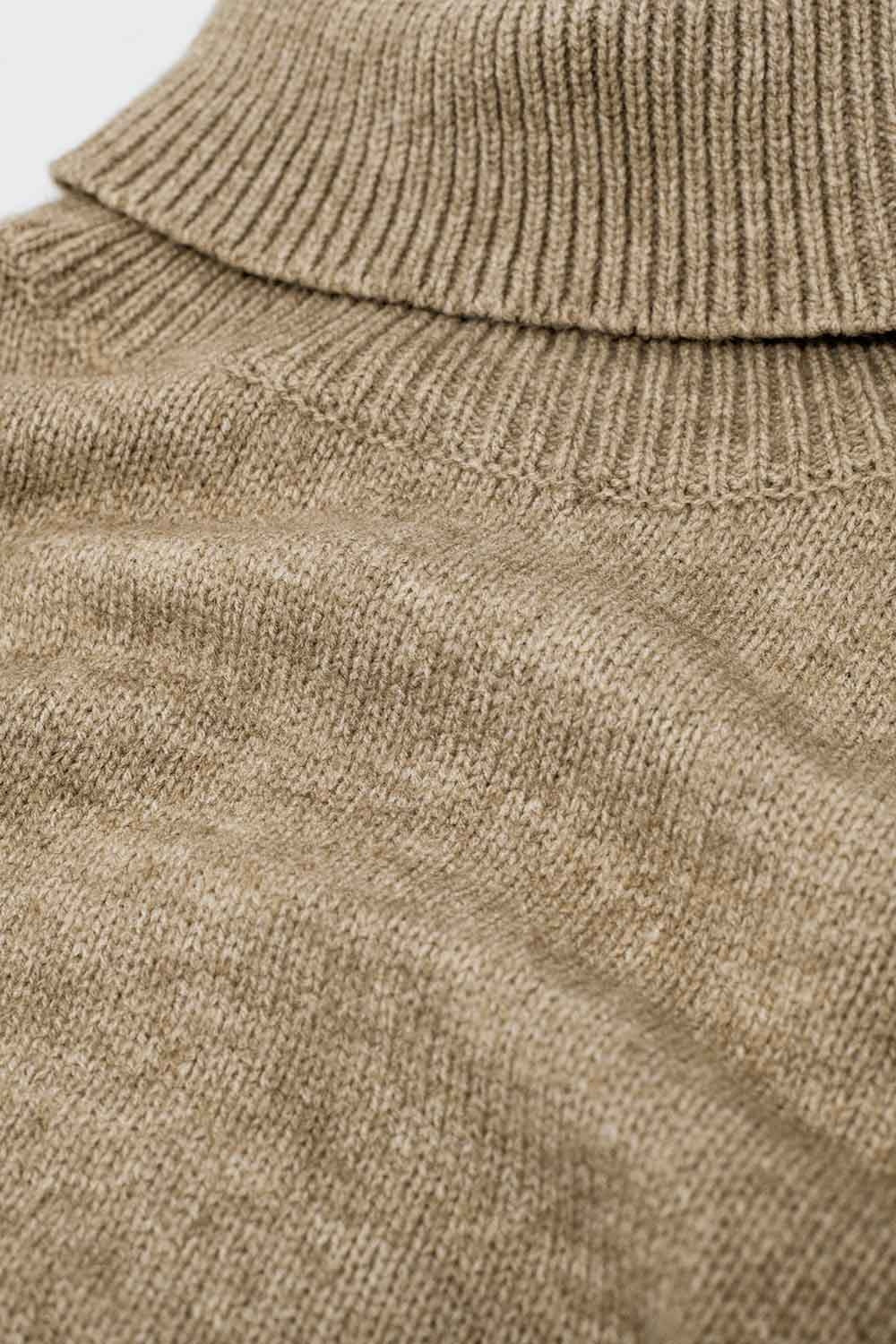 Jersey beige holgado con mangas caídas Q2