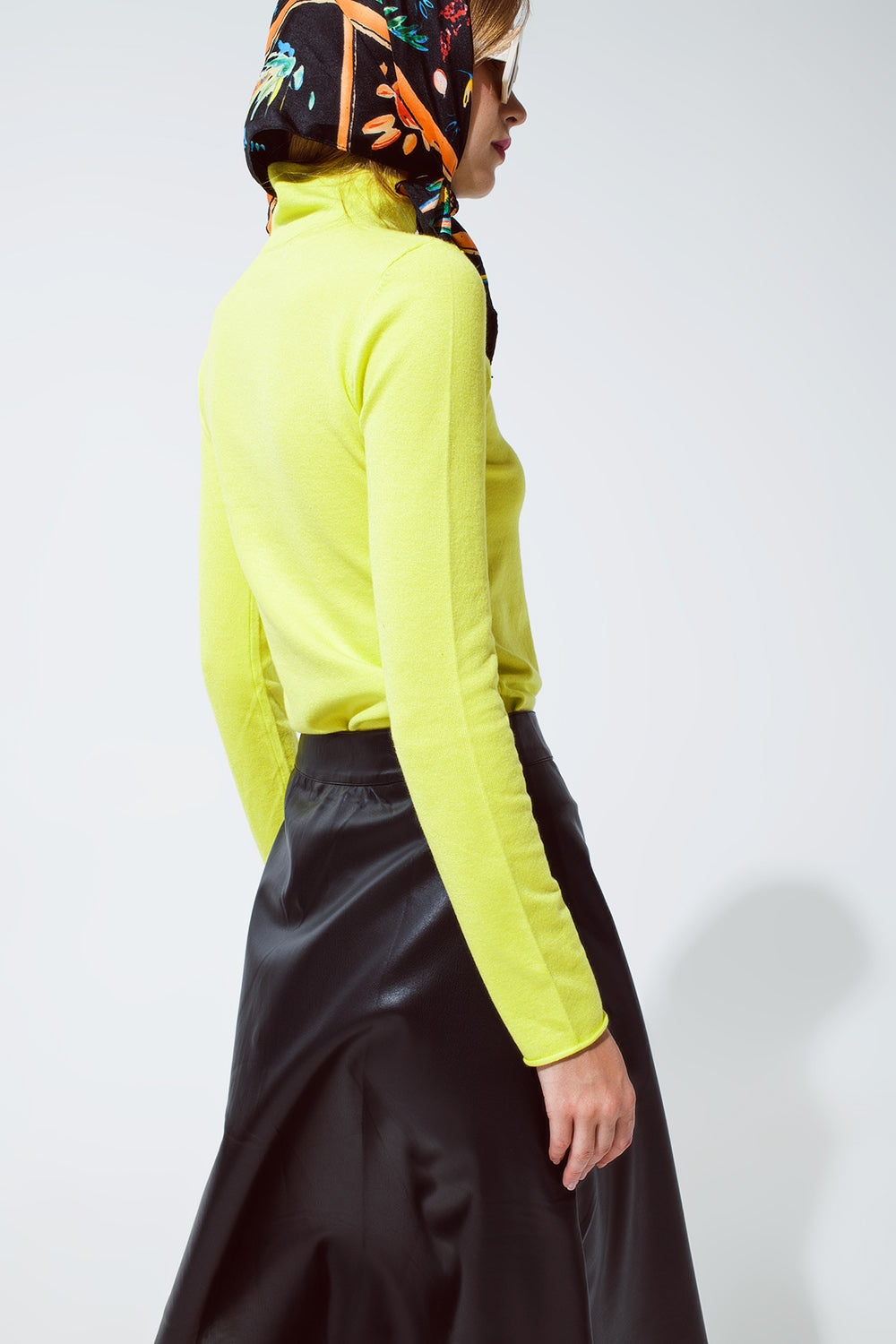 Jersey bodycon básico de punto fino verde lima Q2