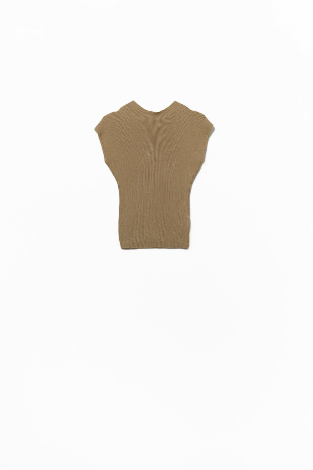 Q2 Jersey con cuello alto y mangas de canalé en camel
