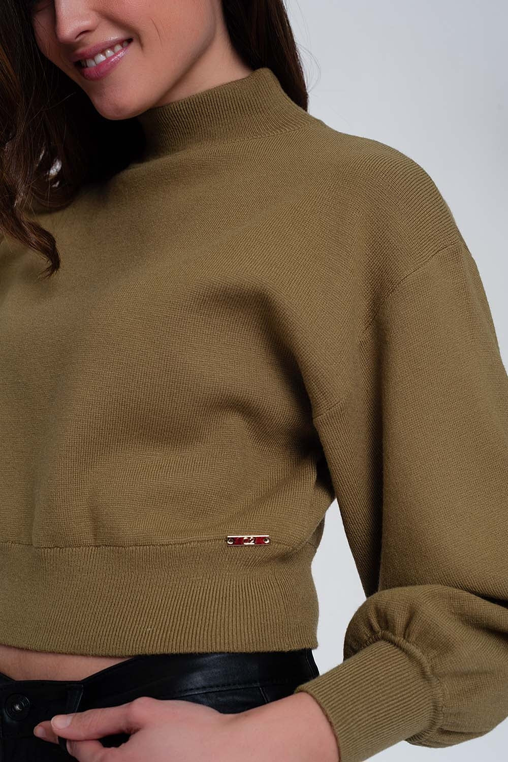 Jersey corto con cuello alzado color verde Q2