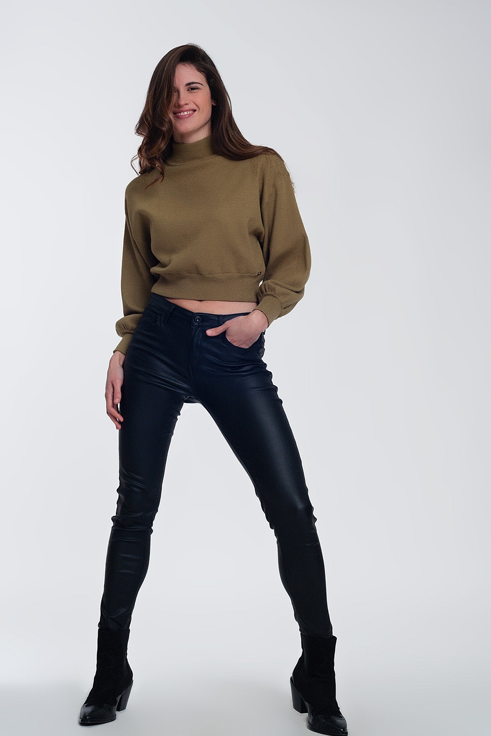 Jersey corto con cuello alzado color verde Q2