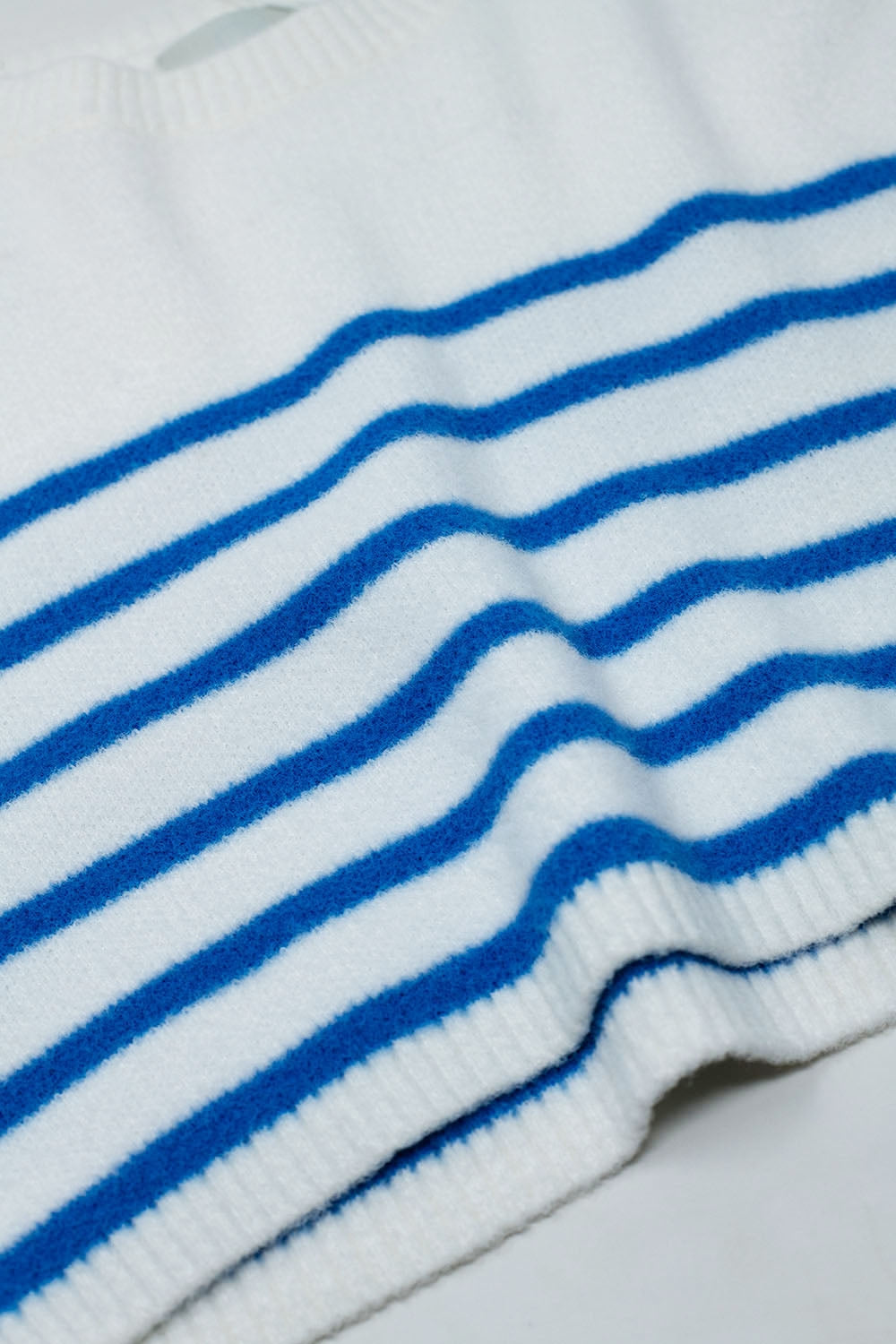 Jersey corto de rayas y cuello barco Q2