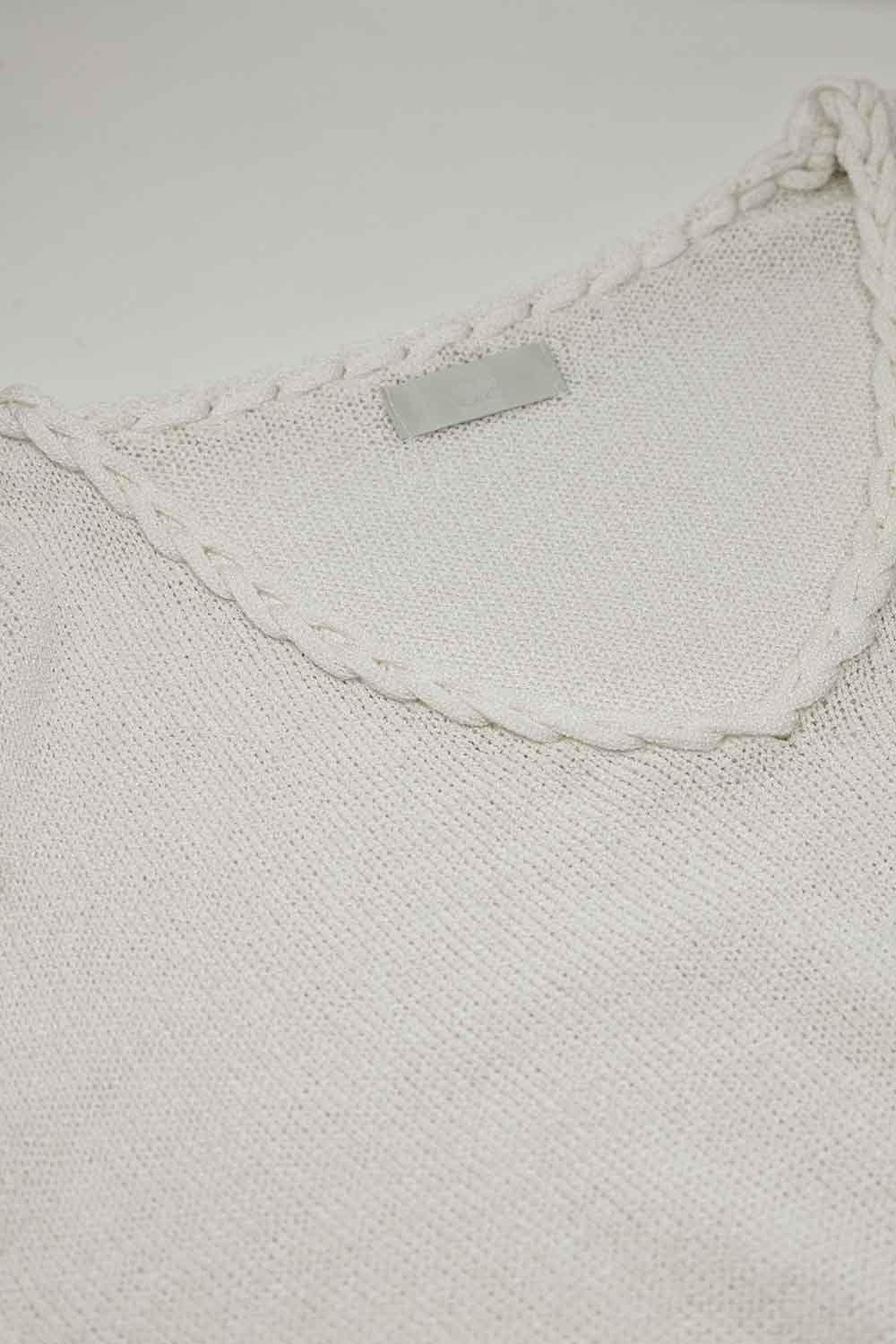 Jersey crema cuello pico ancho con detalle trenzado Q2