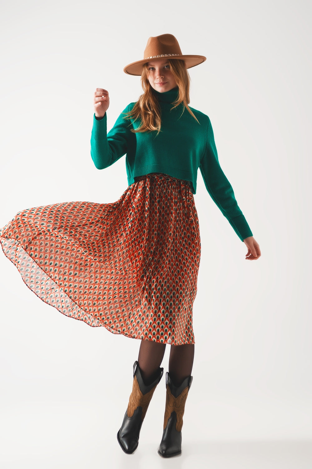 Jersey cropped de cuello alto en verde Q2