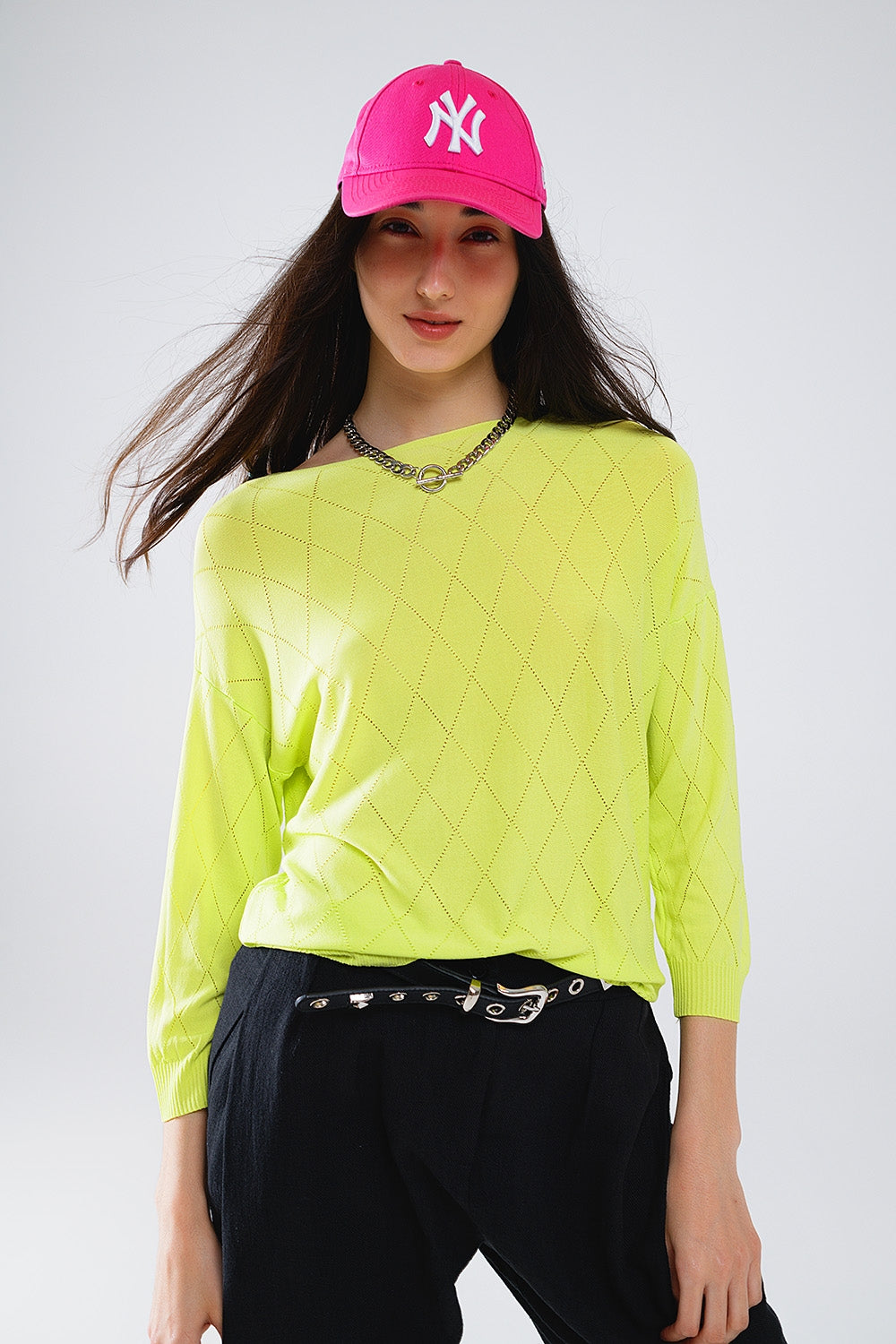 Jersey de color lima con estampado de rombos y cuello barco Q2