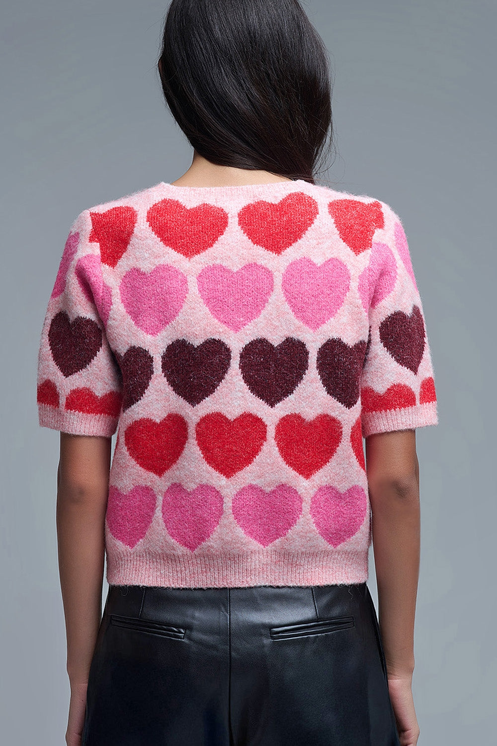 Jersey de manga corta con estampado de corazones en rosa Q2