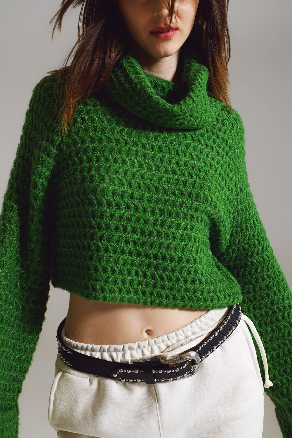 Jersey de punto de gofre con cuello de tortuga y puños enrollados en verde Q2