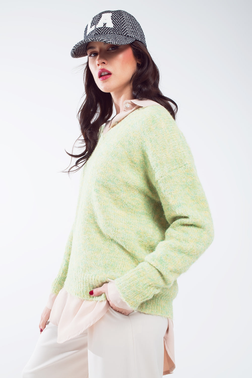 Jersey de punto esponjoso verde con cuello en V Q2
