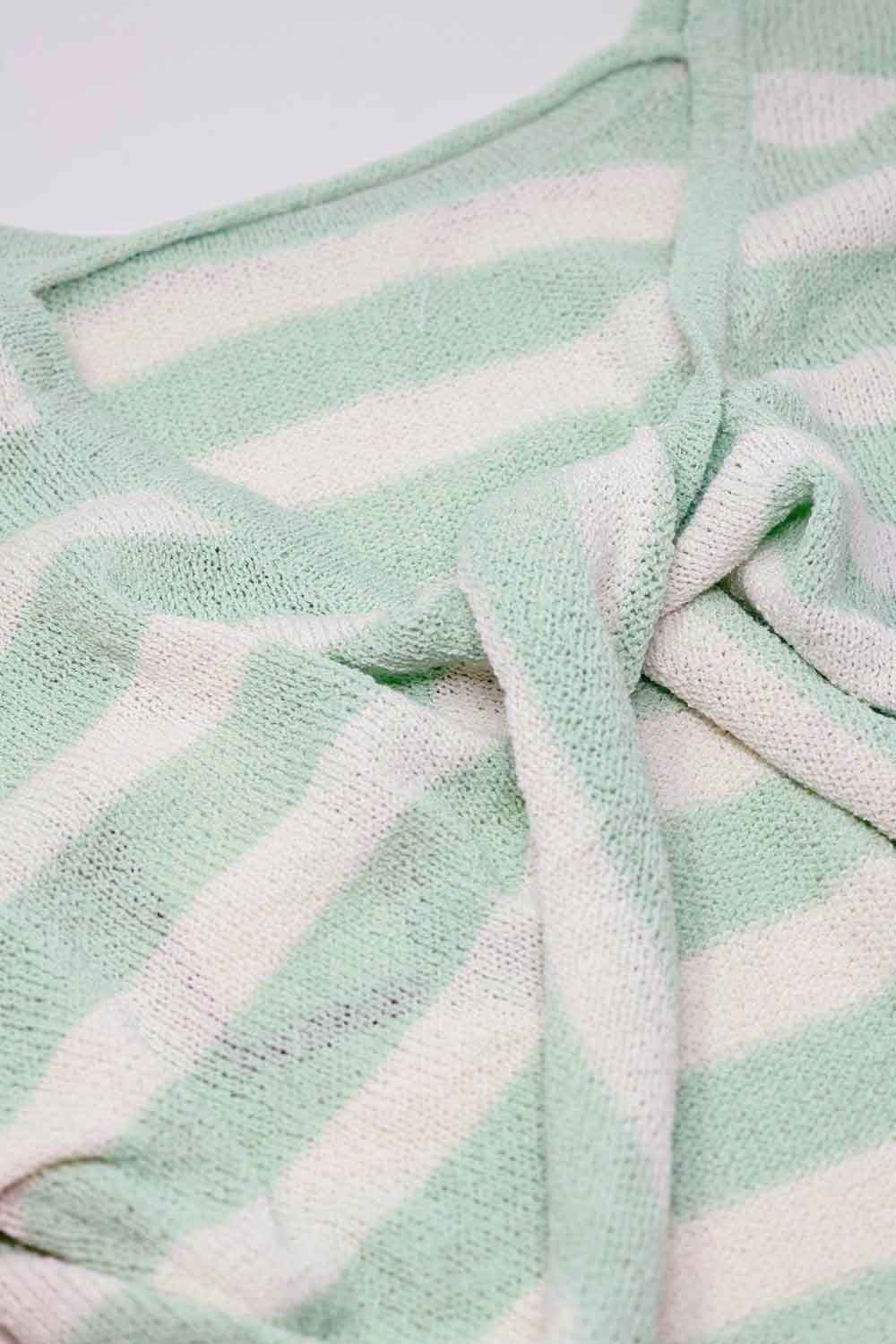Jersey de rayas con detalle de nudo en la espalda Q2