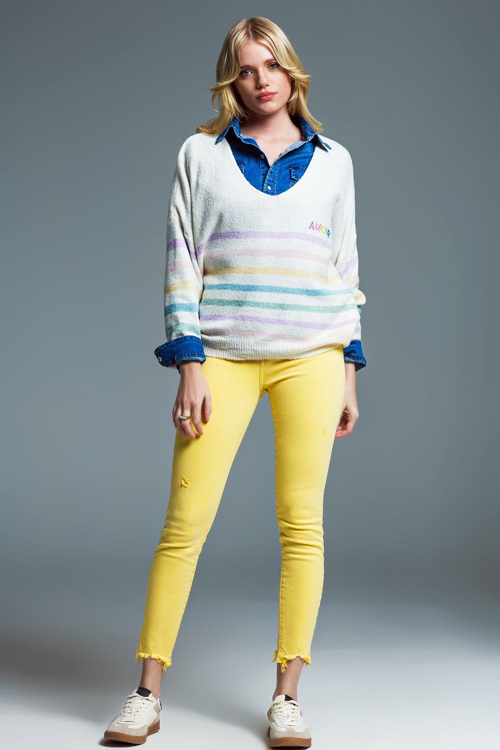 Jersey de rayas en colores pastel y bordado Amour Q2