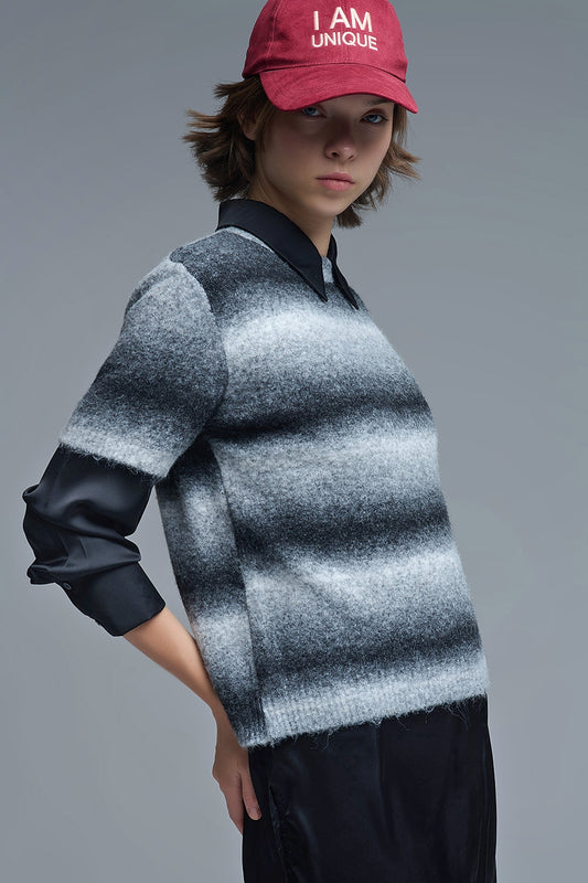 Q2 Jersey de rayas en degrade de manga corta en gris