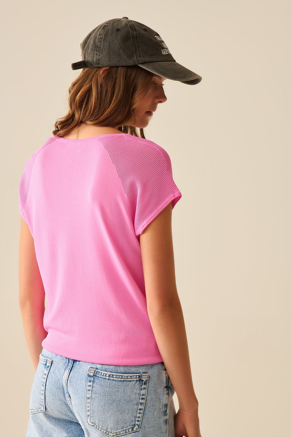 Jersey fucsia de manga corta con malla de punto en el hombro Q2
