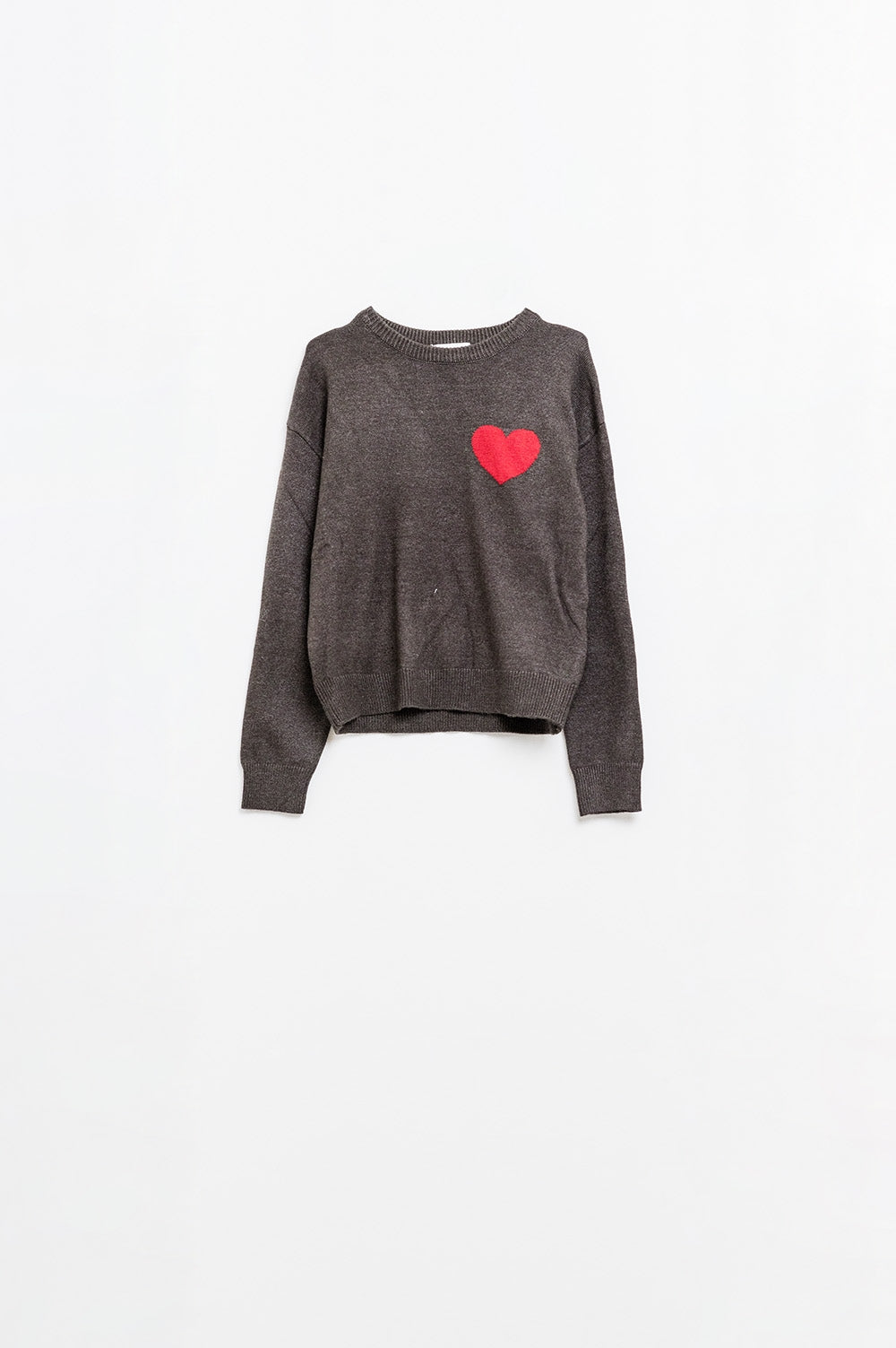jersey gris carbón con detalle de corazón rojo Q2