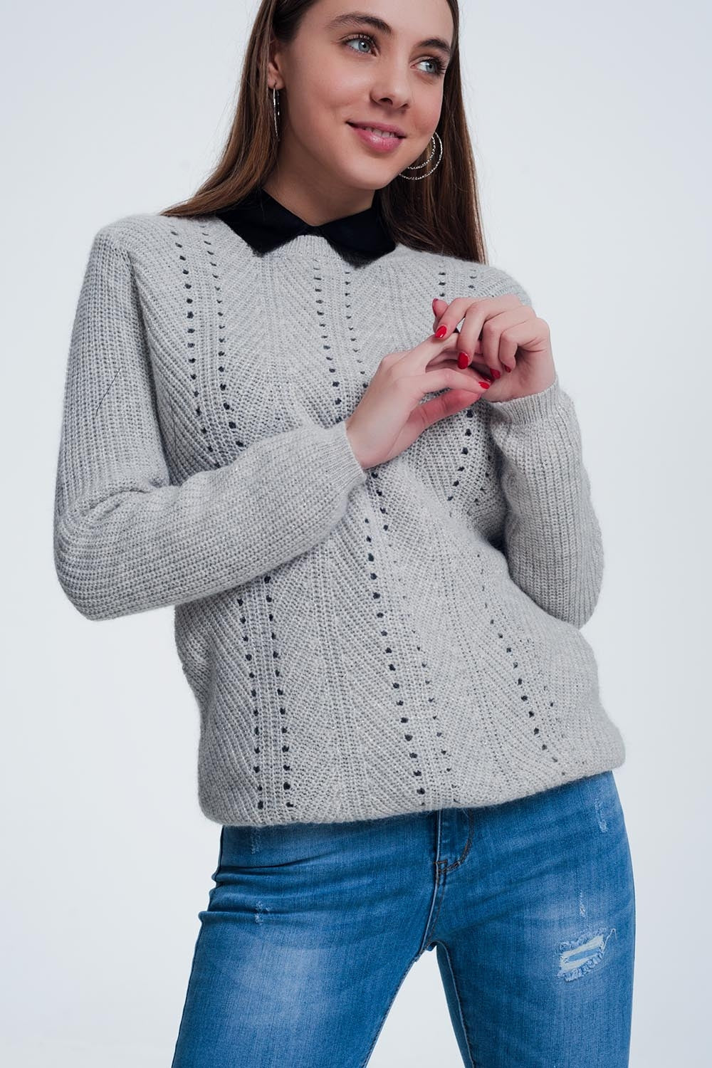 Jersey gris con detalles calados Q2