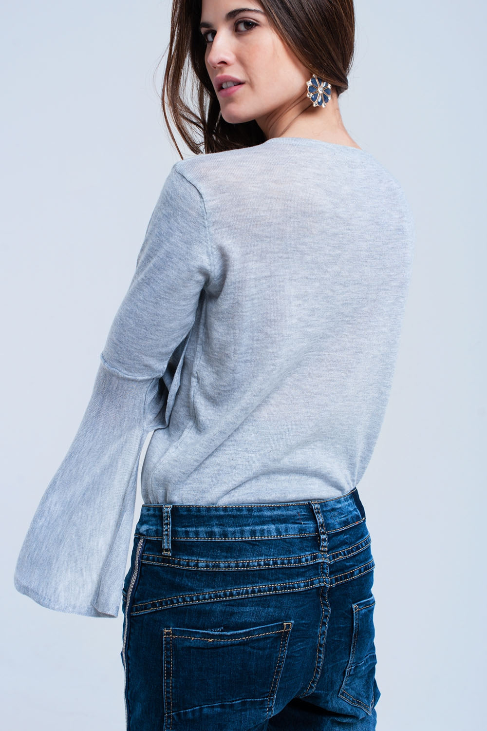 Jersey gris con manga de campana Q2