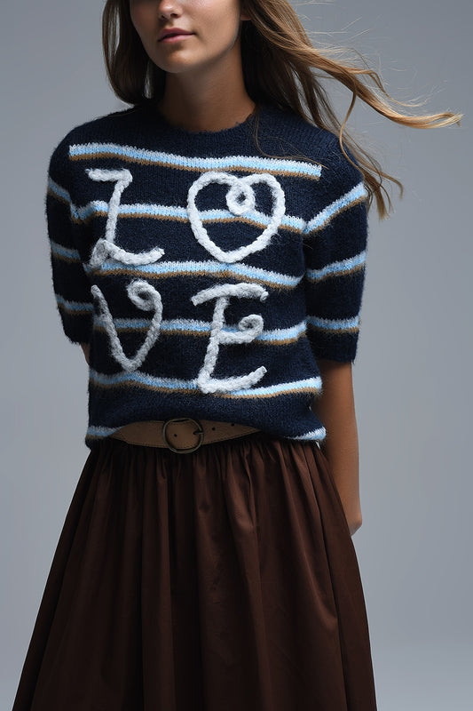 Q2 Jersey Love bordado de manga corta en azul marino