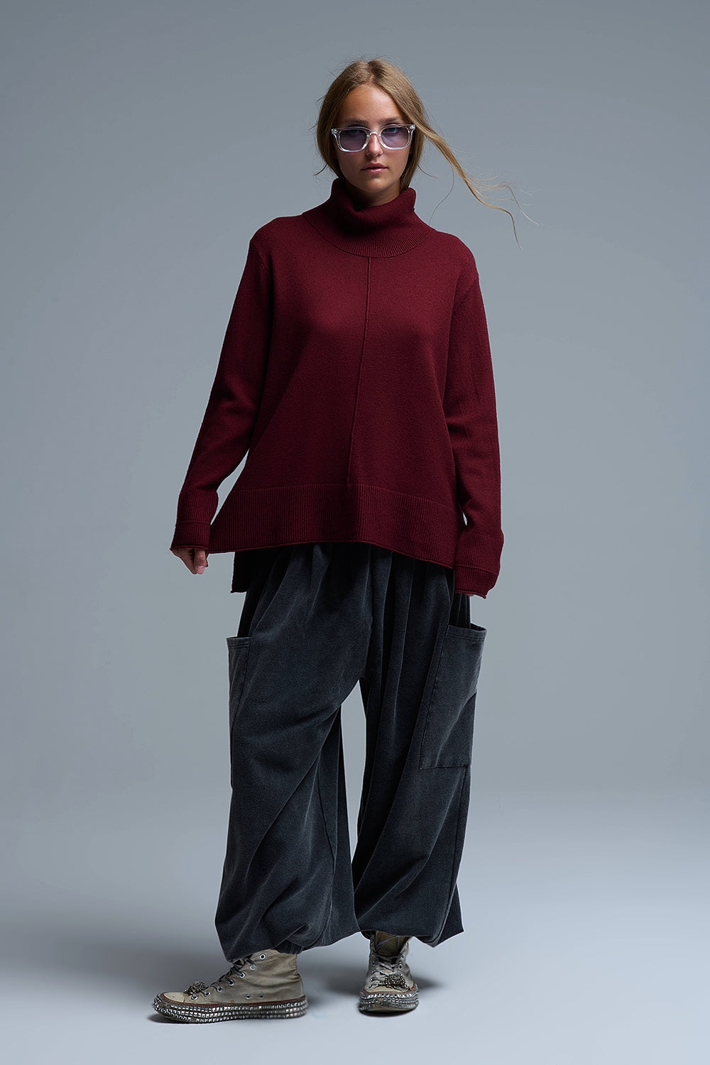 Jersey oversize con cuello vuelto en burdeos Q2
