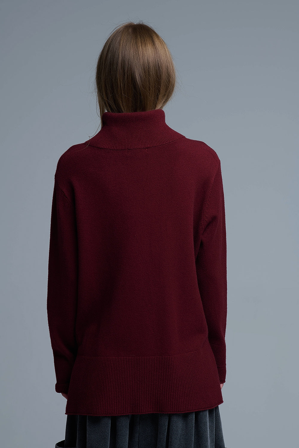 Jersey oversize con cuello vuelto en burdeos Q2