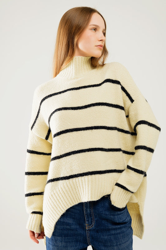 Q2 Jersey oversize crema con rayas negras