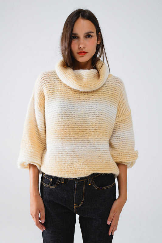 Q2 Jersey oversize de cuello alto en cálidos tonos neutros