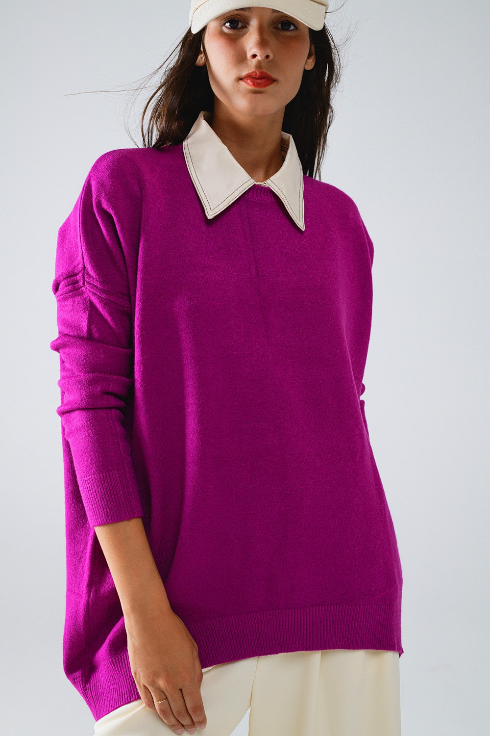 Q2 Jersey oversize de manga larga y cuello redondo en fucsia