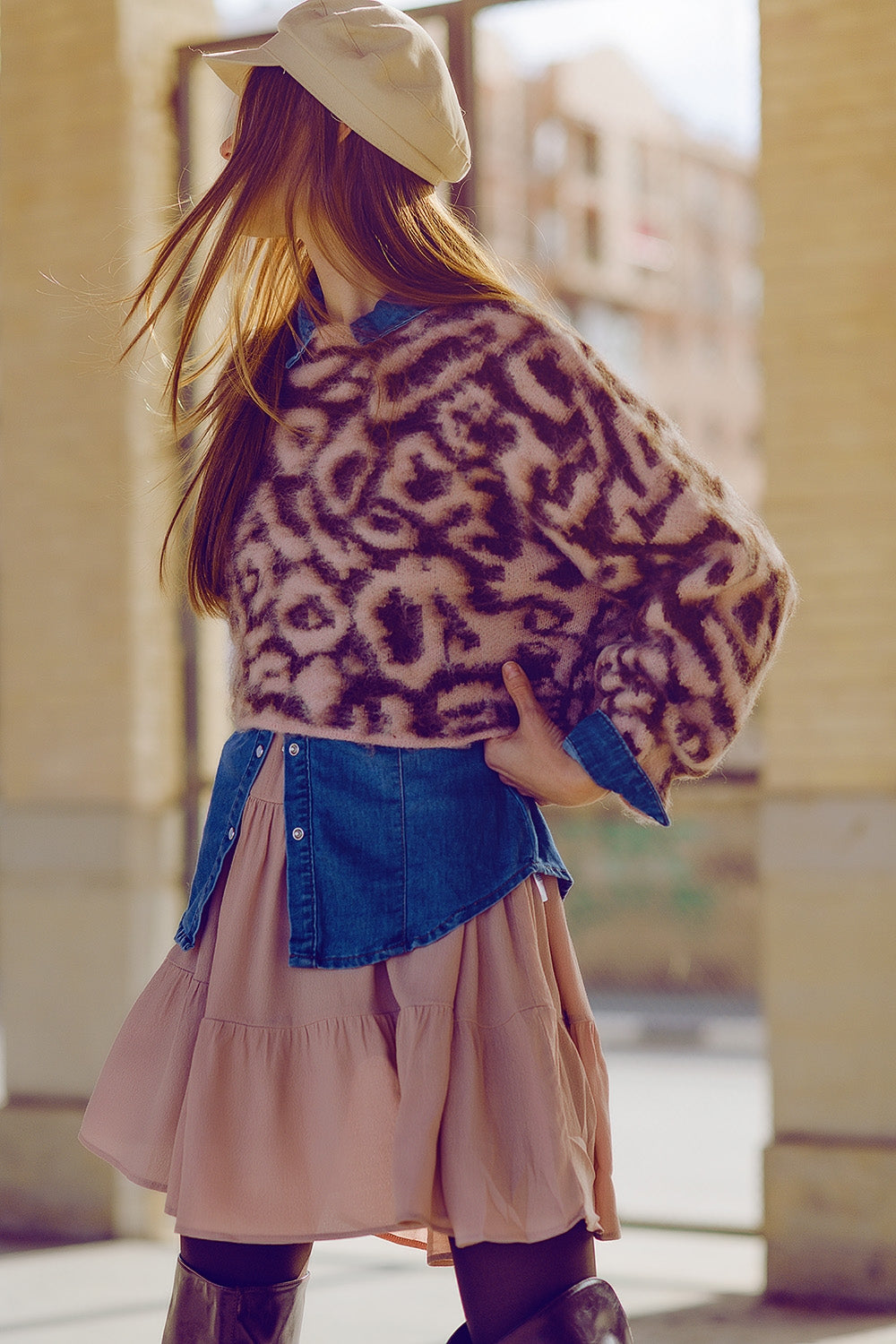Jersey rosa con estampado de leopardo de punto de lana Q2