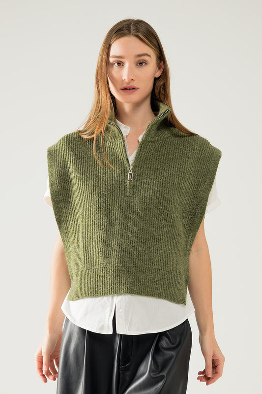 Q2 Jersey verde sin mangas de cuello alto con cierre de cremallera