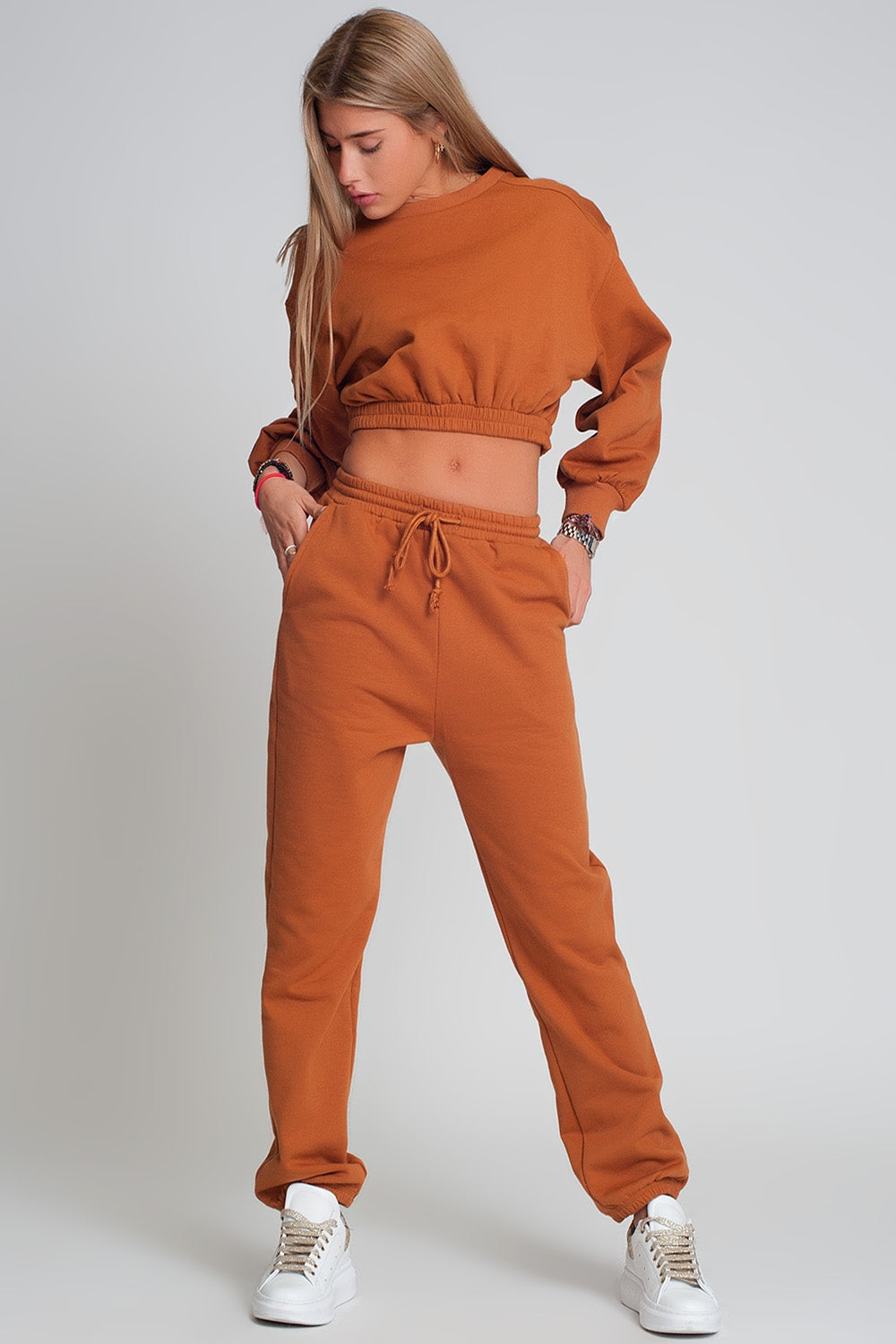 Joggers camel básicos con cordon en la cintura en algodón Q2