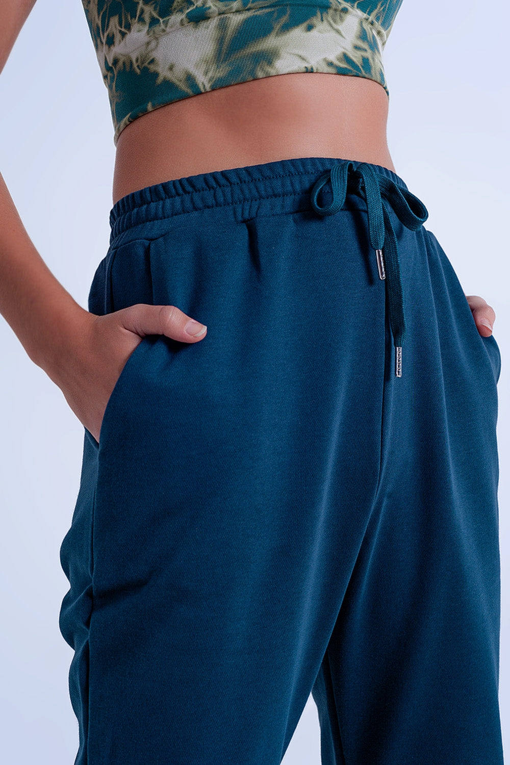 Joggers Verde oscuro básicos con cordón de algodón Q2