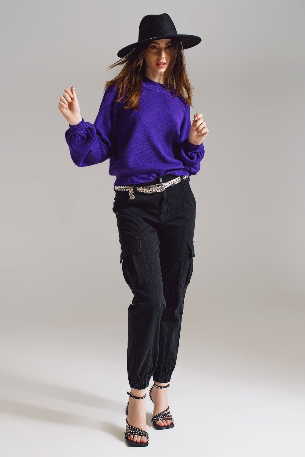 jumper morado de estilo relajado con mangas globo Q2