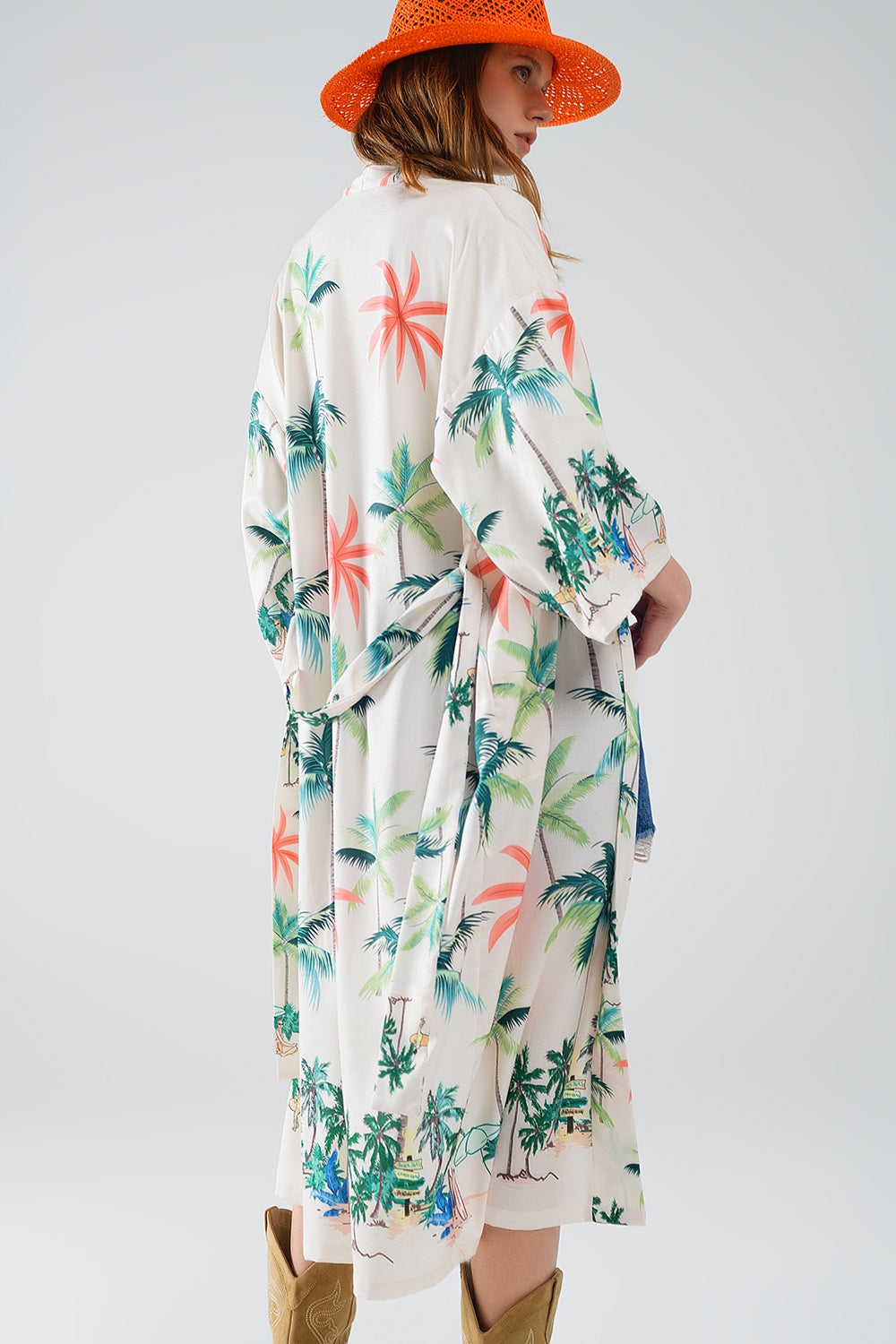 Kimono abierto en color crema con estampado playero y largo midi Q2