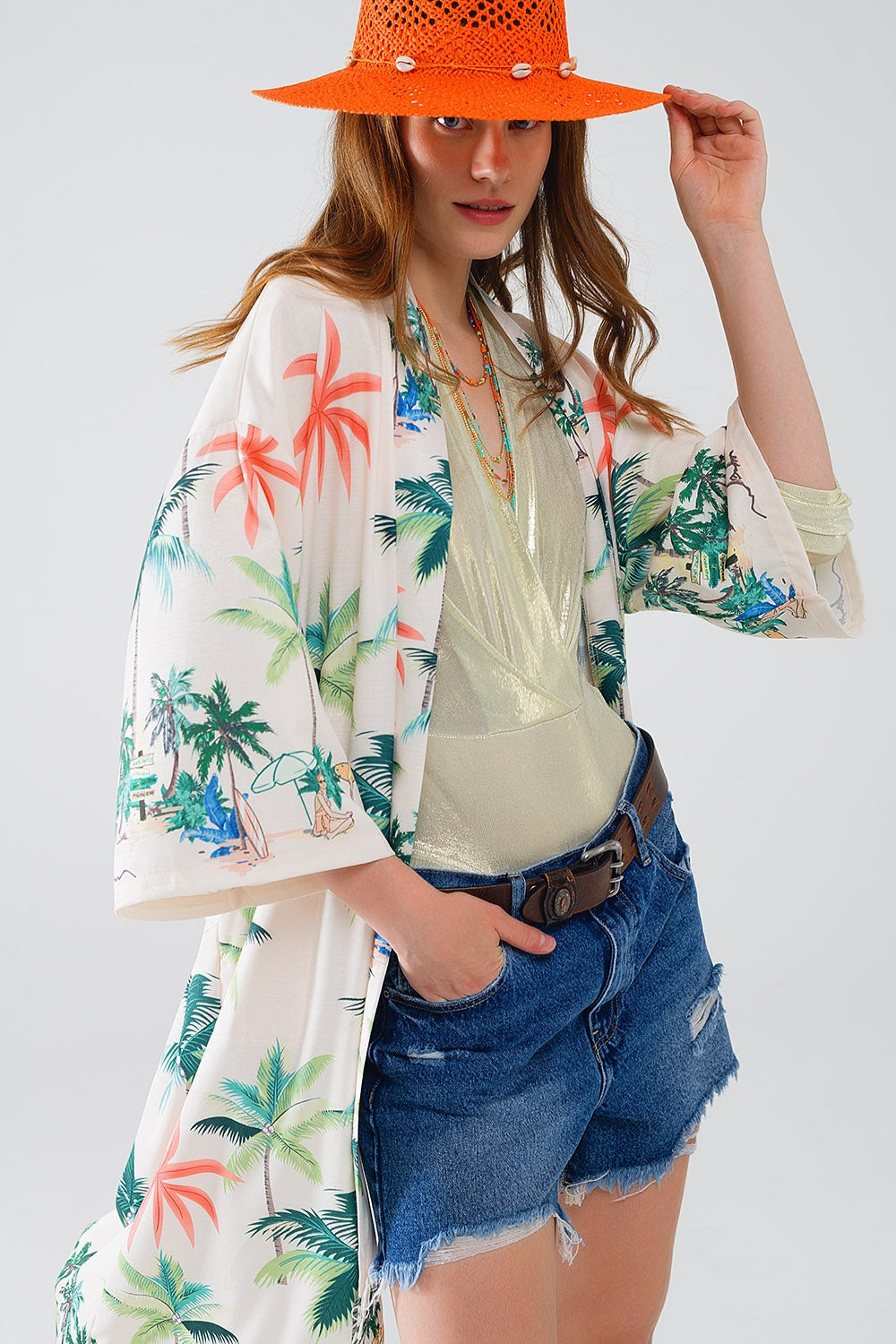 Kimono abierto en color crema con estampado playero y largo midi Q2