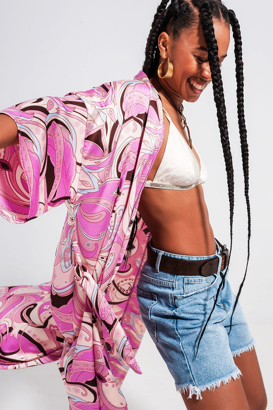 Q2 Kimono en rosa con estampado abstracto