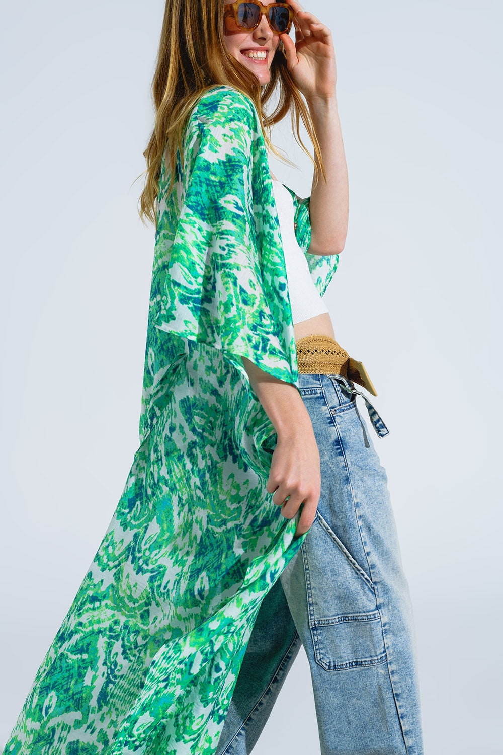 Kimono largo verde con cierre de cordón en estampado tribal Q2