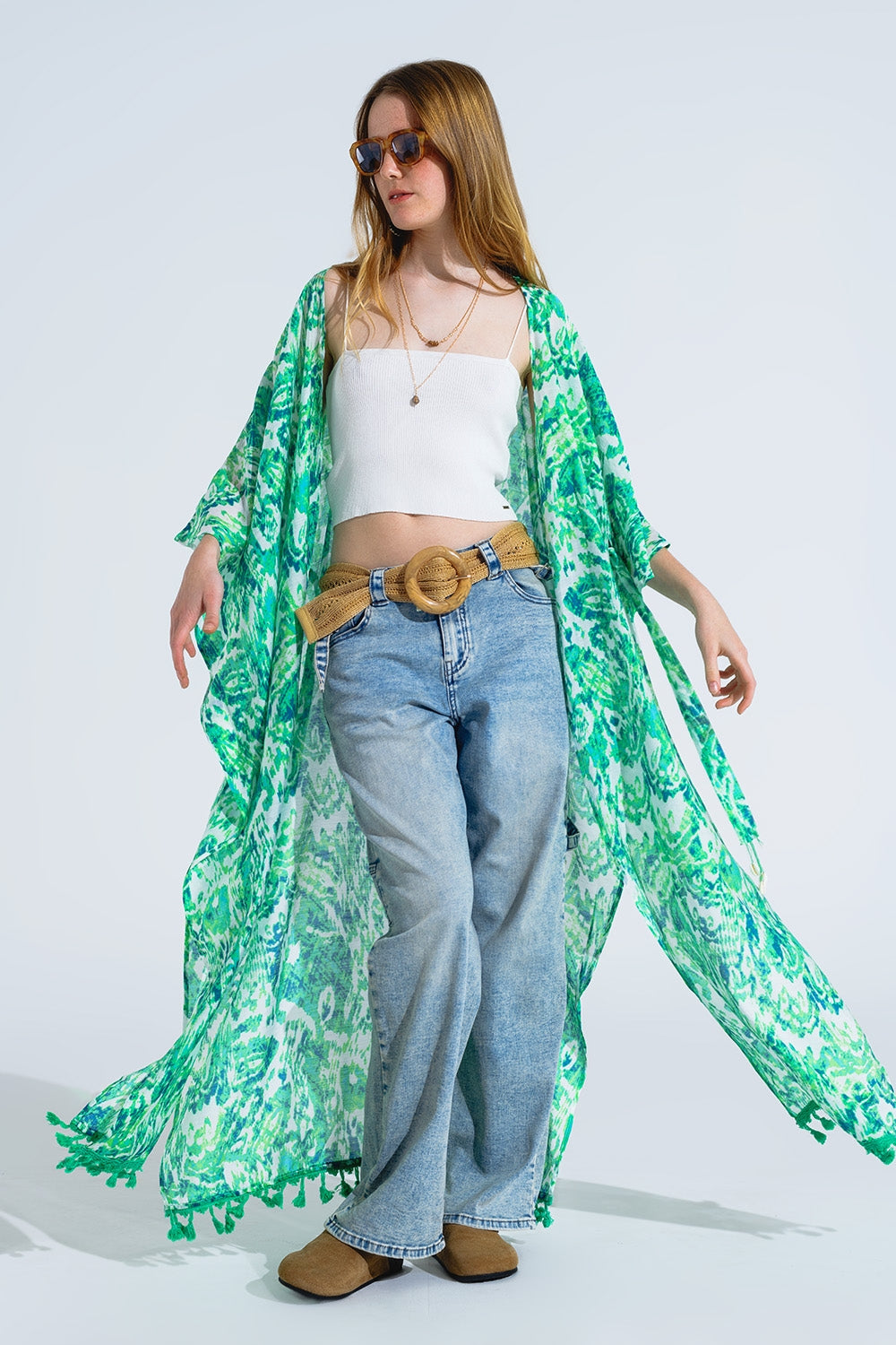 Q2 Kimono largo verde con cierre de cordón en estampado tribal