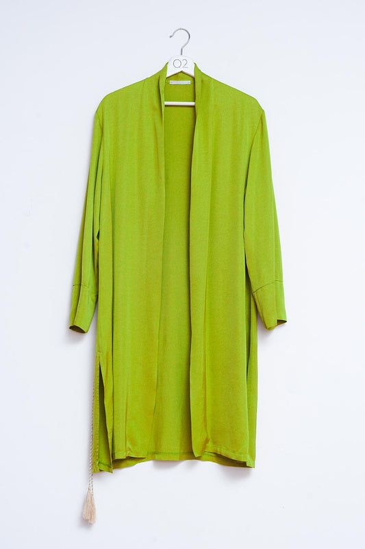 Q2 Kimono verde de satén