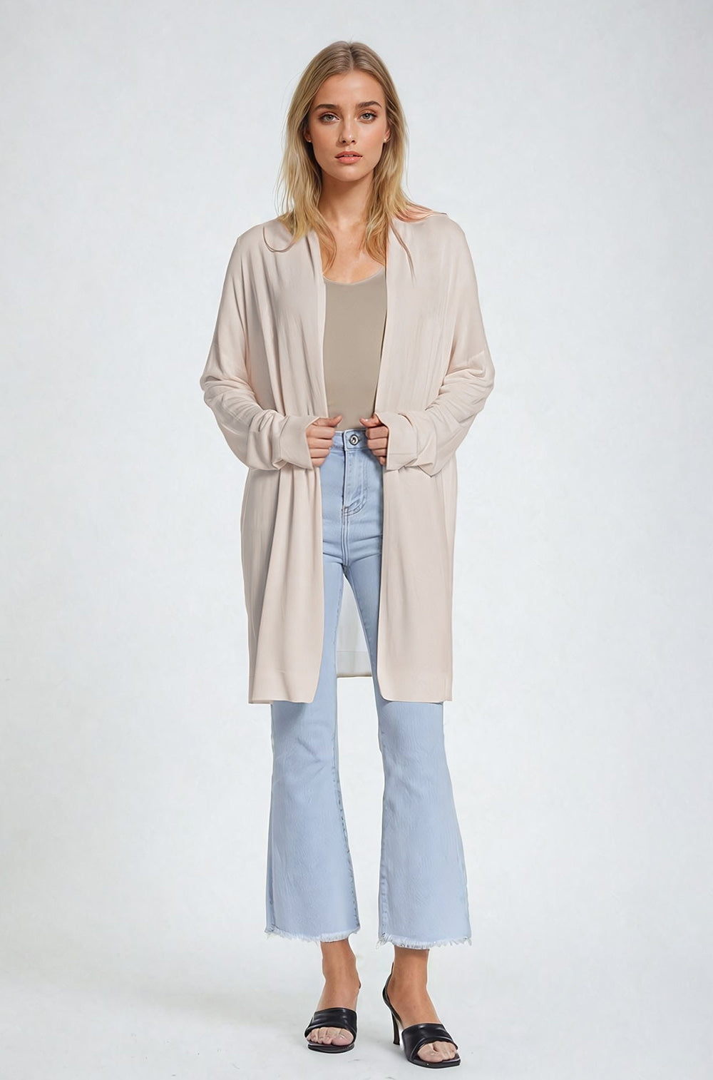 Q2 Maxi Cárdigan Beige Abierto Manga Larga