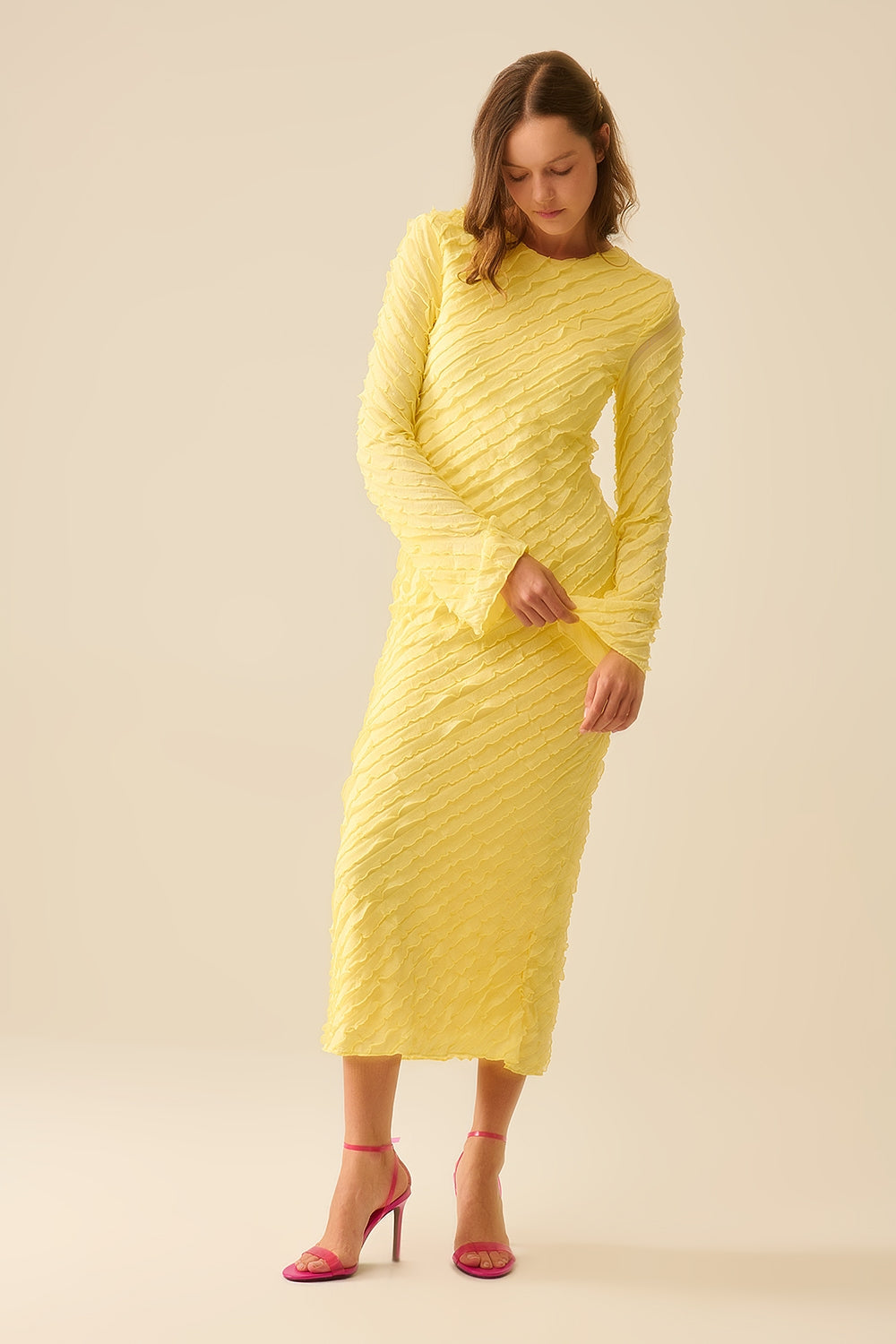 Maxi Vestido Amarillo Mantequilla Con Diseño De Volantes Al Bies Mini Q2
