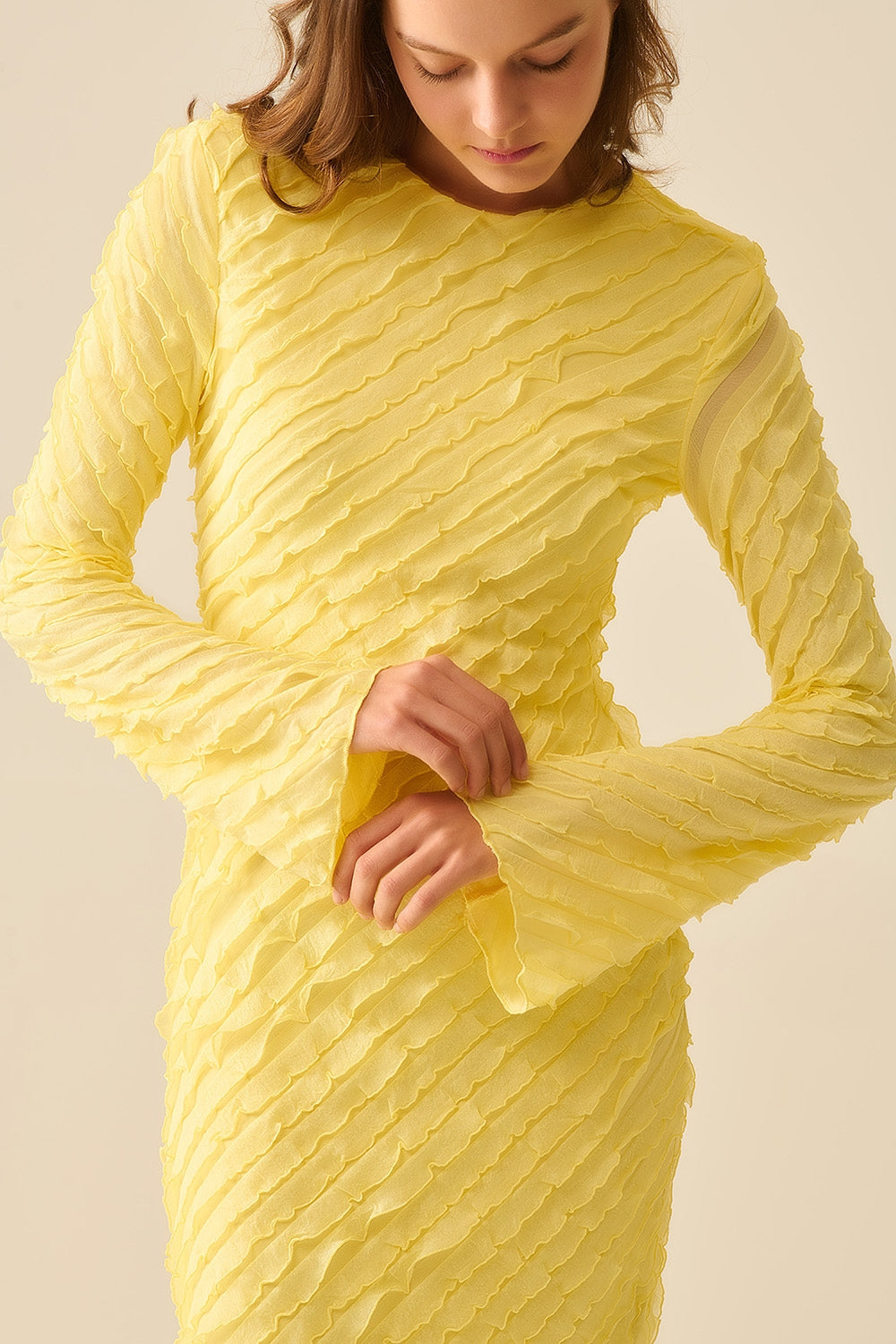 Maxi Vestido Amarillo Mantequilla Con Diseño De Volantes Al Bies Mini Q2