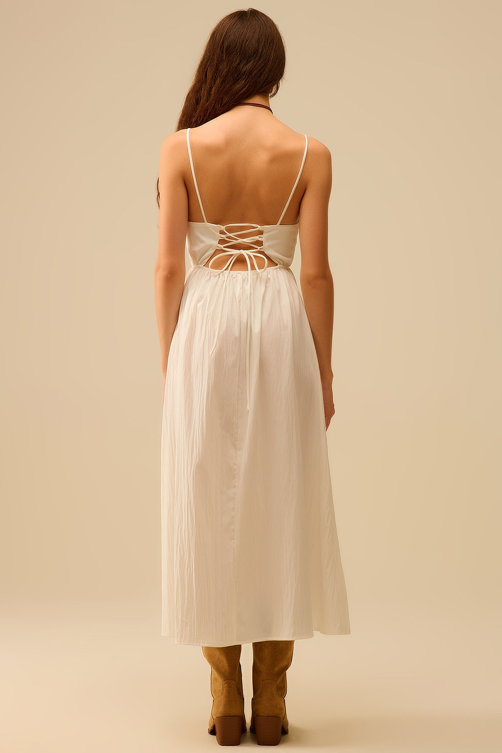 Maxi vestido blanco con palmeras bordadas Q2