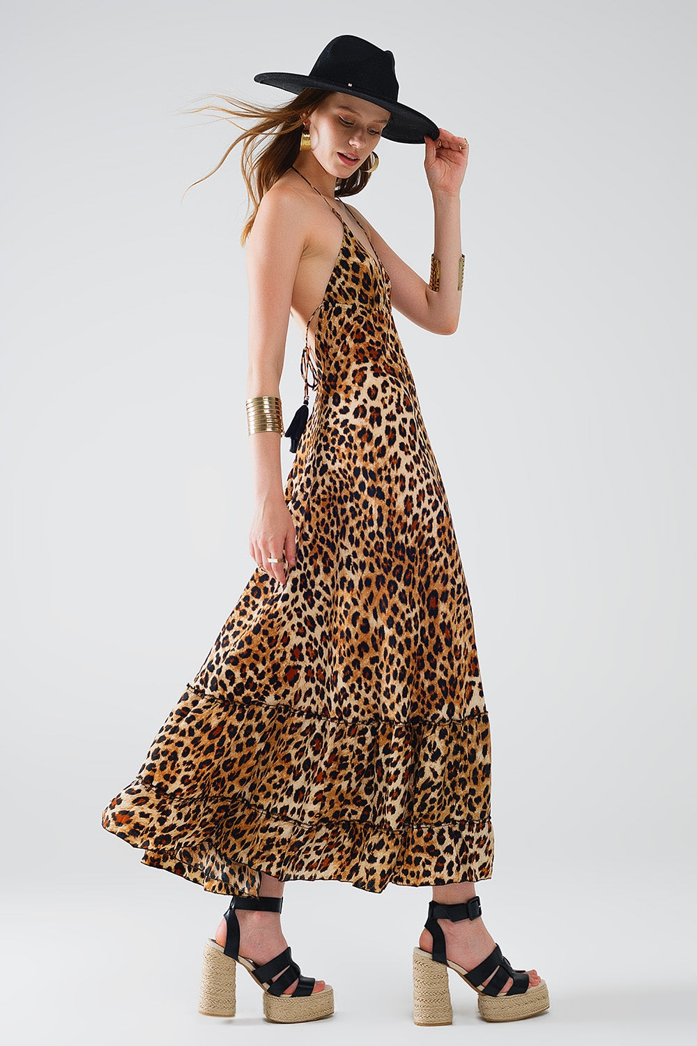 maxi vestido boho con estampado de leopardo y espalda abierta Q2