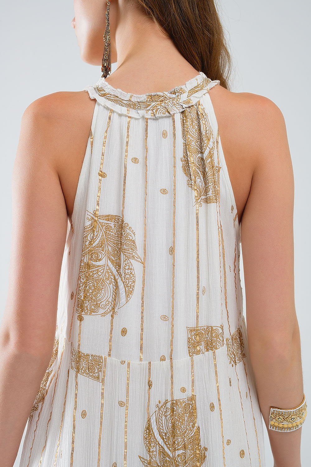 maxi vestido boho de gasa con estampado de flores doradas Q2